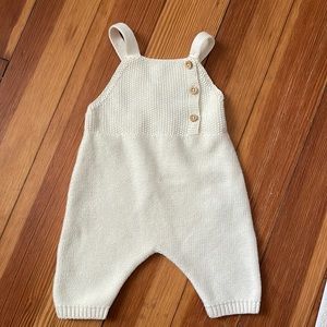 Knit Zara newborn outfit
